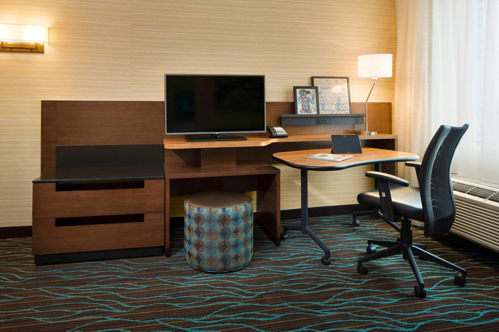 Fairfield Inn & Suites By Marriott Calgary Downtown Eksteriør billede