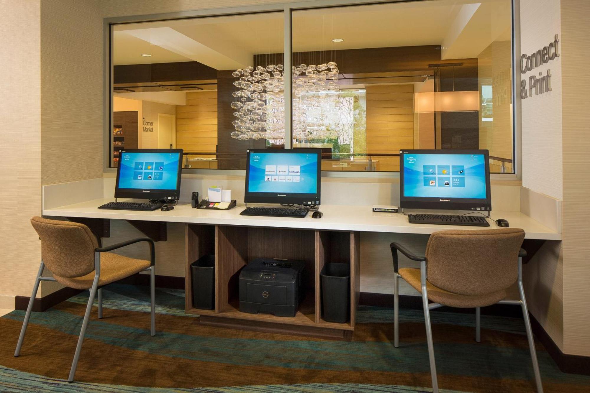 Fairfield Inn & Suites By Marriott Calgary Downtown Eksteriør billede