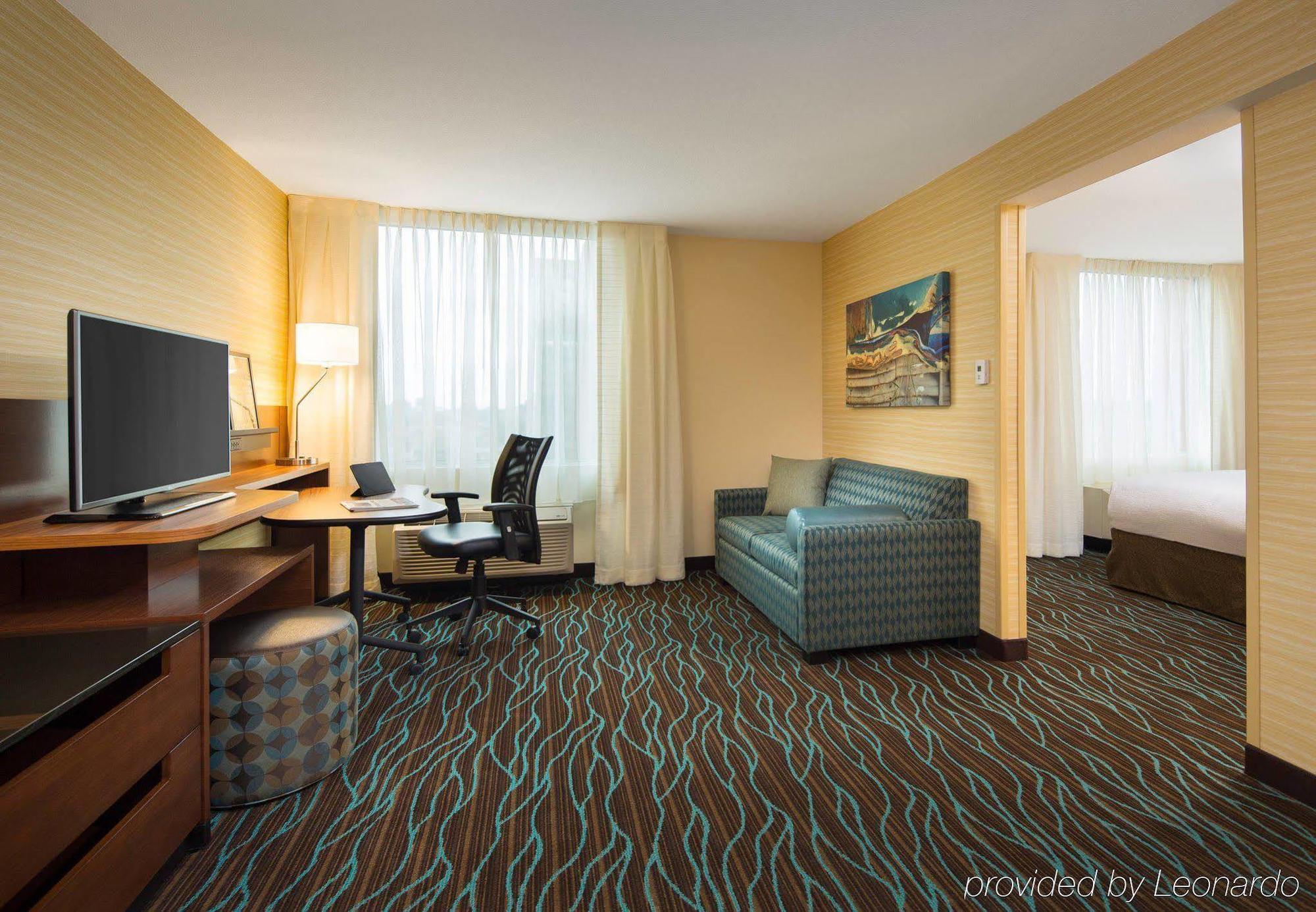 Fairfield Inn & Suites By Marriott Calgary Downtown Eksteriør billede